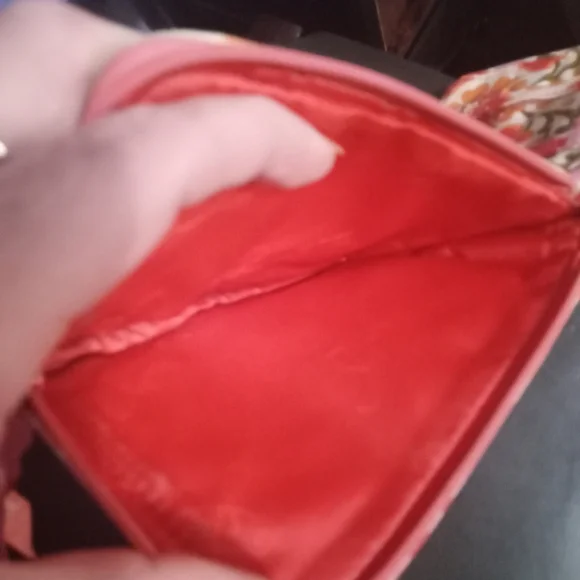 Vera Bradley Pink Wristlet - Picture 4 of 8